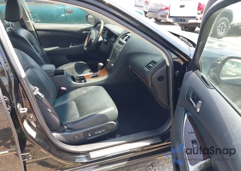 2011 Lexus Es 350 z USA, uszkodzony, nr VIN JTHBK1EG3B2426981